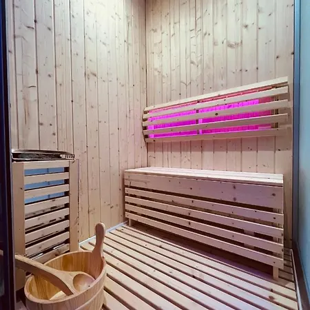 Narcisse Balneo, Sauna, Hammam 아파트